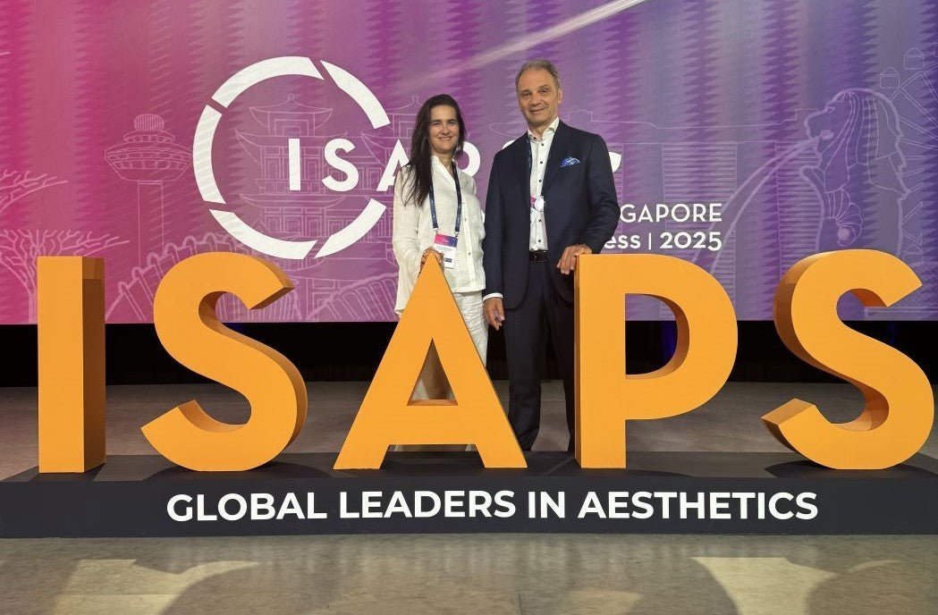 Greek Aesthetic Medicine was at the centre of global attention, with two important distinctions at the 2nd ISAPS Olympiad 2025, Singapore, from 18 to 21 June. - Dr. Villy Skincare